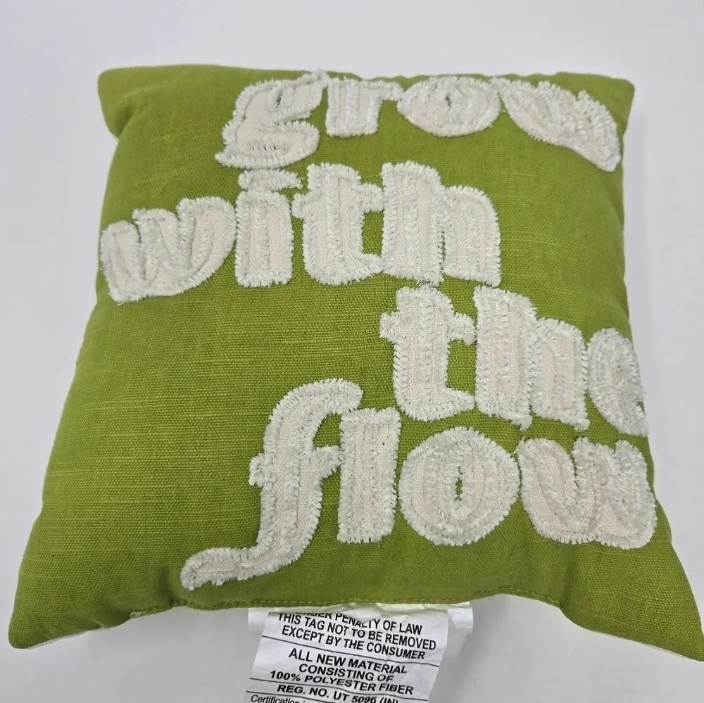 OPALHOUSE SET OF 2 DECORATIVE PILLOW JUNGALOW LIME GREEN HUNTER GREEN 10 X 10